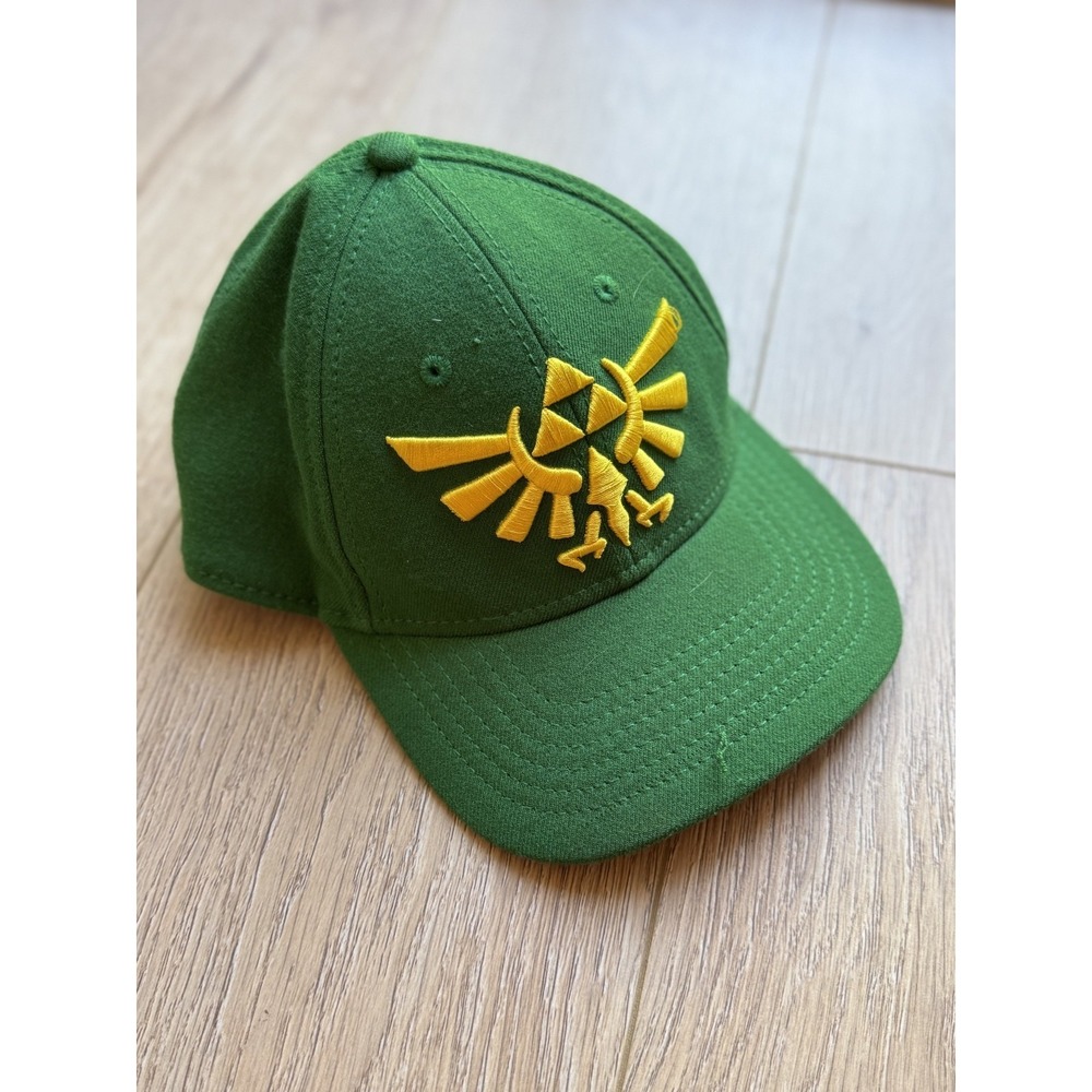 Nintendo Zelda Embroidered Triforce Raised Hat Legend Official 2016